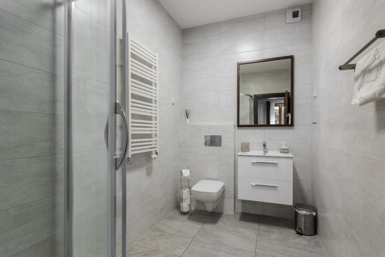 Goodhome Browar Lubicz クラクフ エクステリア 写真